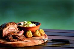 Cobb Pro Houtskoolbarbecue - Zwart -Camping Promotiewinkel 1267 1900 250y8439 1