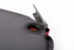 Exped SIM Comfort Duo 5 Zelfopblazende Slaapmat -Camping Promotiewinkel 6184 sim comfort valve open 5472x3648