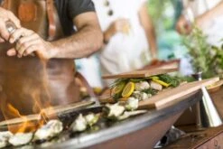 OFYR Island Corten 85 Teak Wood -Camping Promotiewinkel 800 1200 ofyr locatie shoot2295