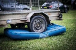 Coleman Extra Durable Airbed Single Luchtbed - Eenpersoons -Camping Promotiewinkel 900 1350 extra durable airbed single 2000031637 lifestyle 8