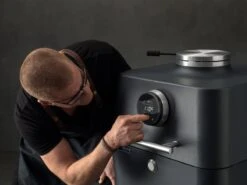 Everdure 4K Houtskool Barbecue Met Beschermhoes - Antraciet/blauw -Camping Promotiewinkel 9312646030145 4 copy