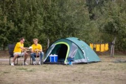 Coleman Kobuk Valley Blackout 4 Plus Koepeltent - 4 Persoons -Camping Promotiewinkel coleman kobuk valley blackout 4 5