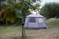 Easy Camp Moonlight Yurt 6 Familietent - 6 Persoons -Camping Promotiewinkel easy camp moonlight yurt 6 familietent 1